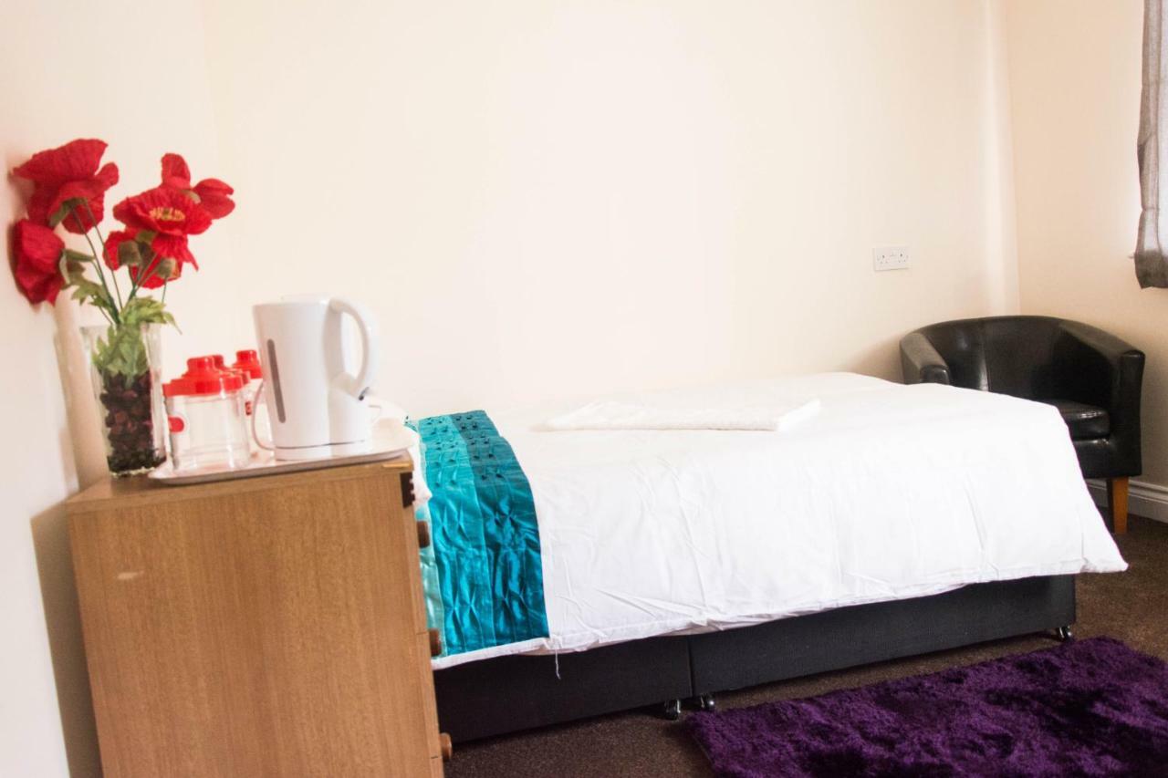 Sweet Guest House Chatham تشاتام المظهر الخارجي الصورة